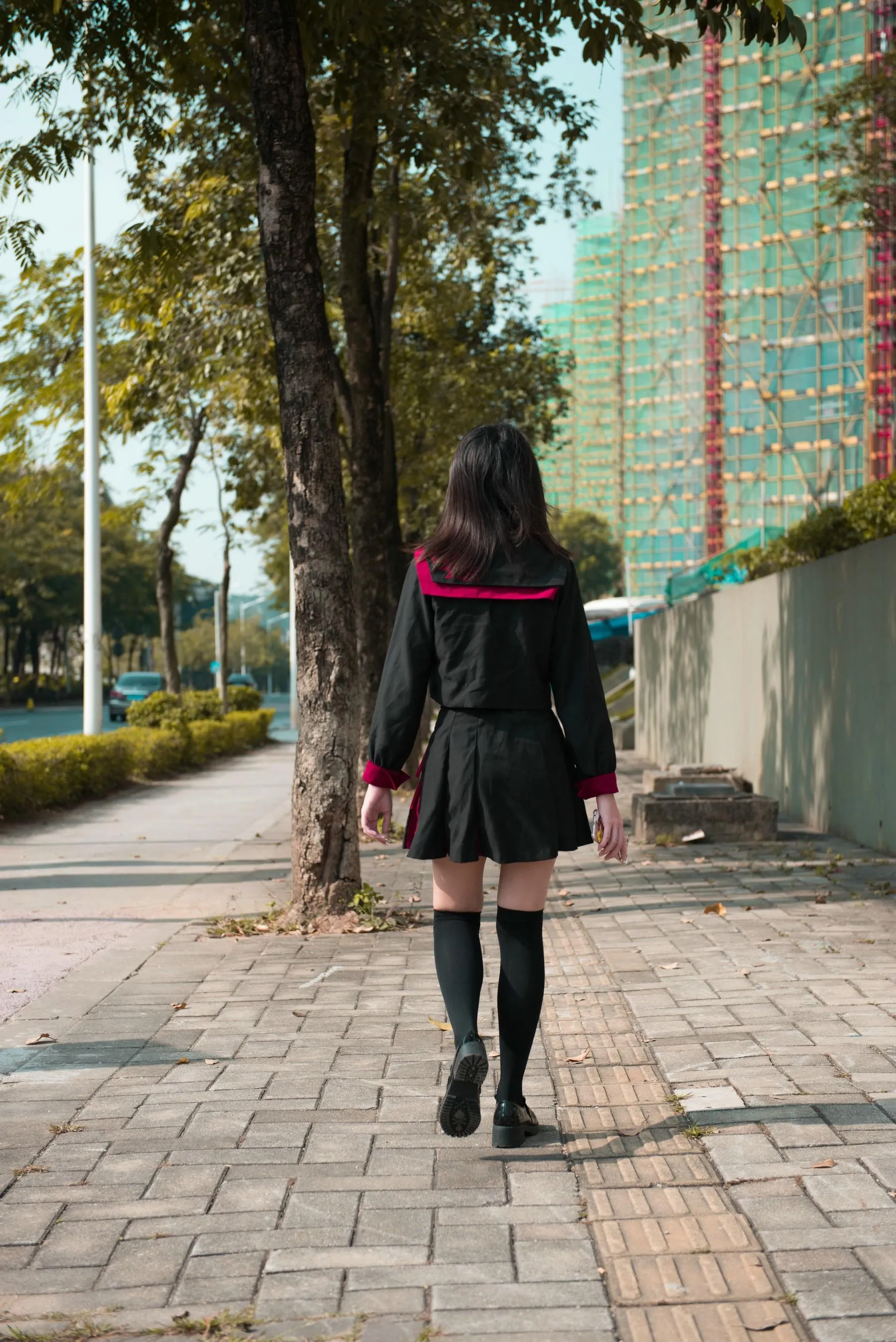 [魔镜街拍] NO.141 活力美术生JK美少女 [288P]插图2